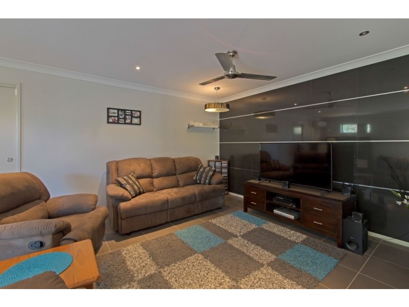 10 Tilbury Court, Yamanto QLD 4305