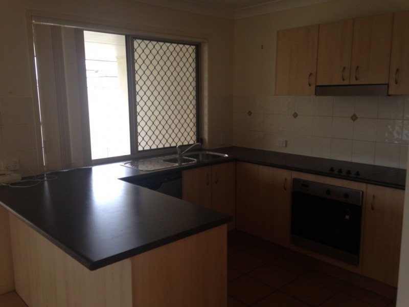 10 Amie Place, Raceview QLD 4305