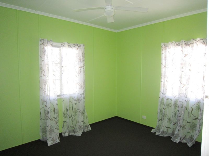 11 Vernon Street, Ipswich QLD 4305