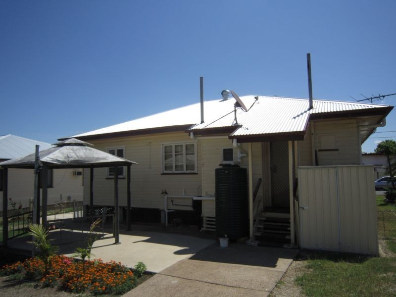 11 Vernon Street, Ipswich QLD 4305