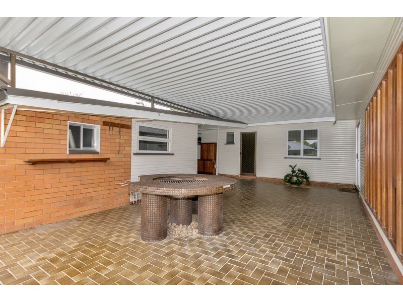 35 Edwards Street, Flinders View QLD 4305