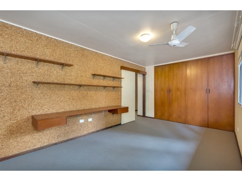 35 Edwards Street, Flinders View QLD 4305