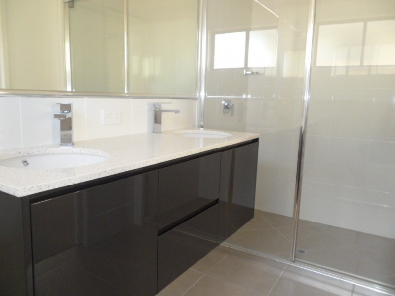 3A Hyperno Close, Raceview QLD 4305