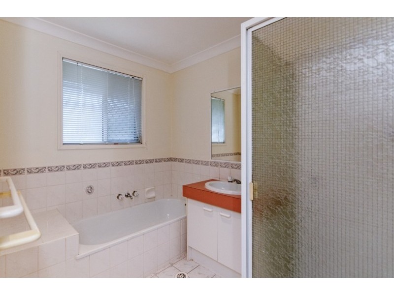 8 Skye Court, Brassall QLD 4305