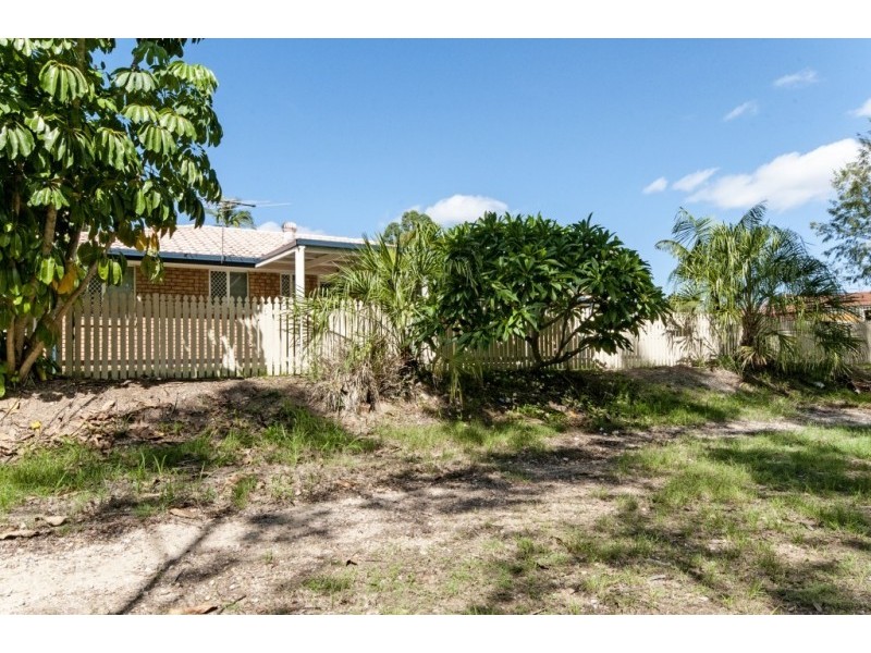 8 Skye Court, Brassall QLD 4305