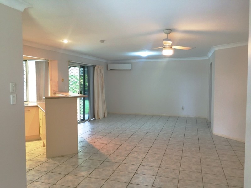 106 Jacana Crescent, Flinders View QLD 4305