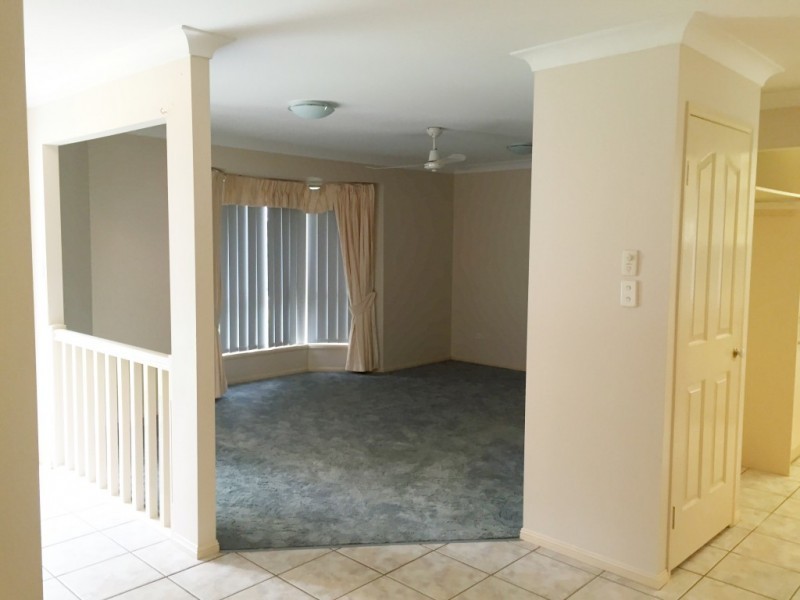 106 Jacana Crescent, Flinders View QLD 4305