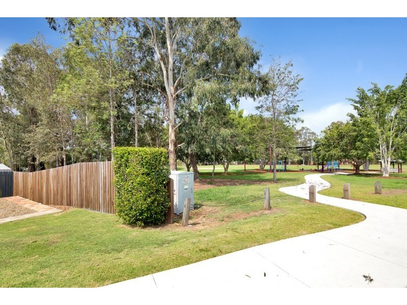 2/35 Kingston Drive, Flinders View QLD 4305