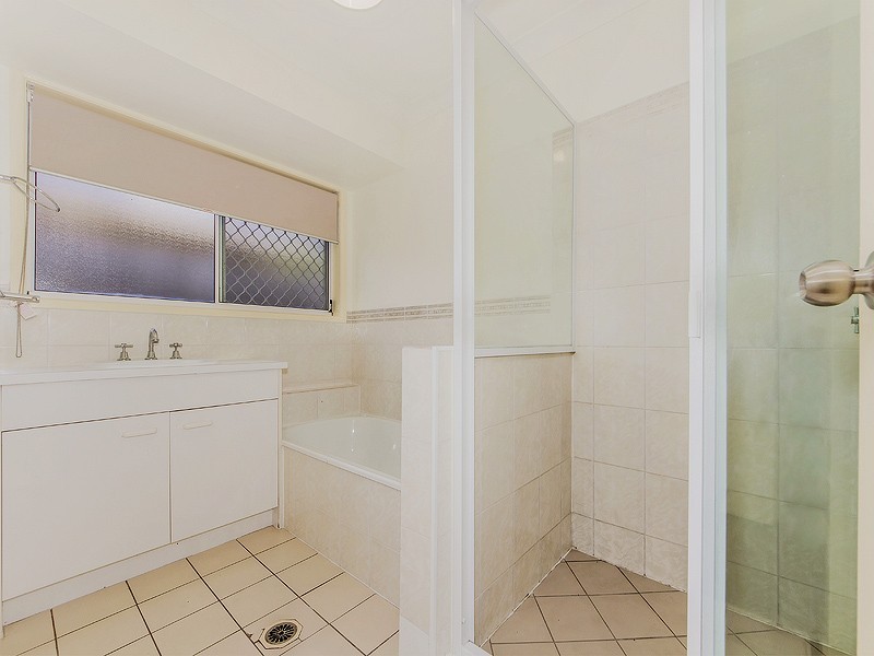 146 Wildey Street, Raceview QLD 4305