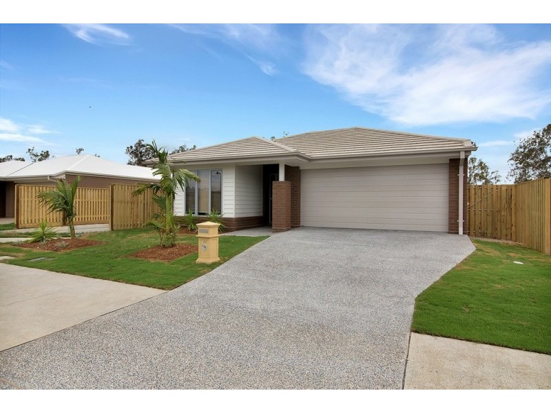 17 Sovereign Drive, Deebing Heights QLD 4306