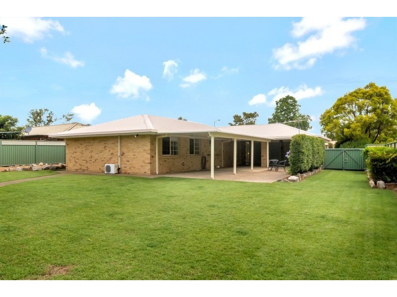 54 Equestrian Drive, Yamanto QLD 4305