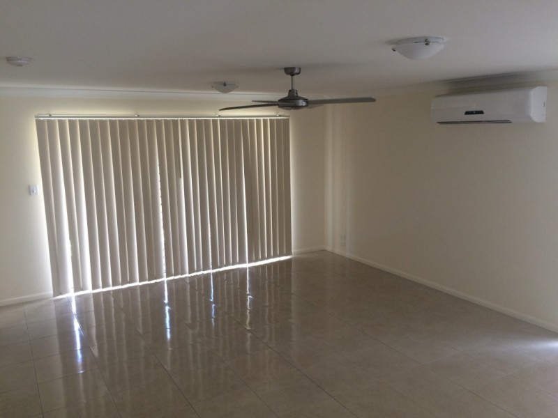 5 Lomandra Street, Deebing Heights QLD 4306