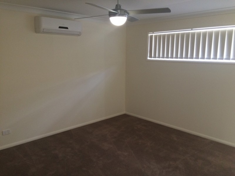 5 Lomandra Street, Deebing Heights QLD 4306