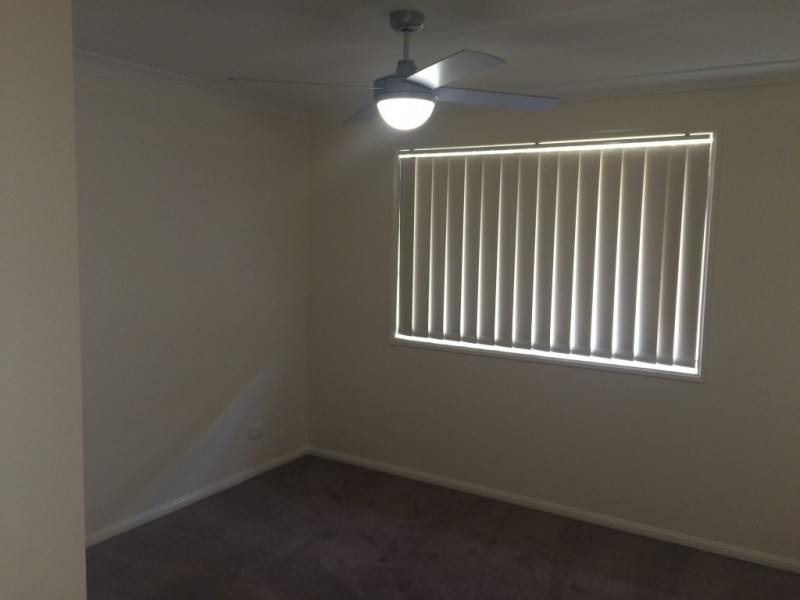 5 Lomandra Street, Deebing Heights QLD 4306