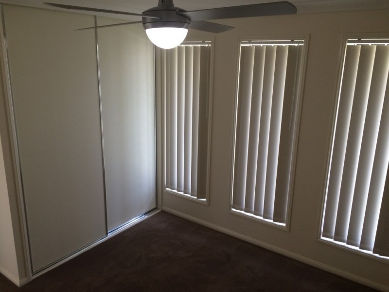 5 Lomandra Street, Deebing Heights QLD 4306