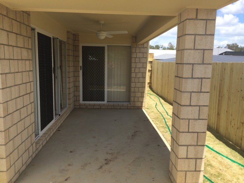 5 Lomandra Street, Deebing Heights QLD 4306