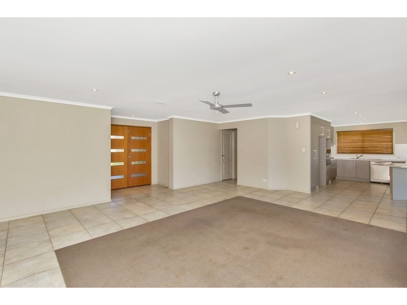 170 Edwards Street, Raceview QLD 4305