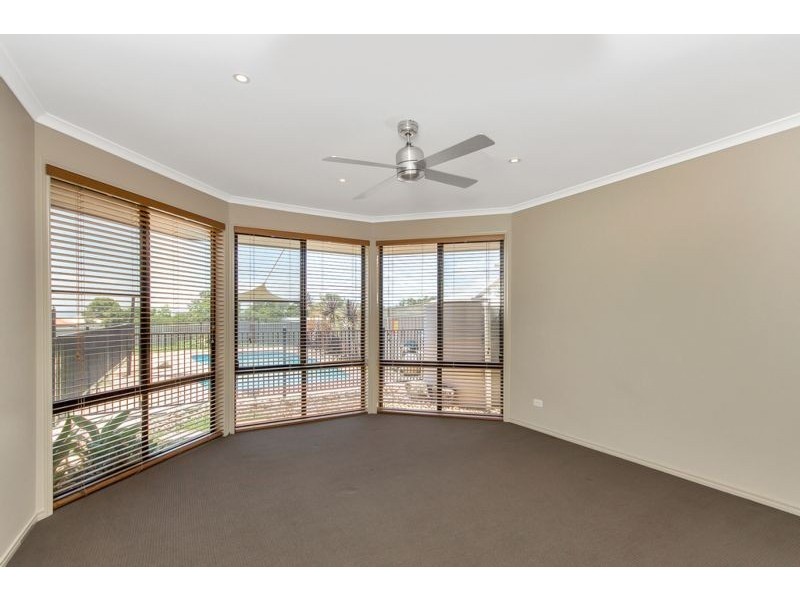 170 Edwards Street, Raceview QLD 4305