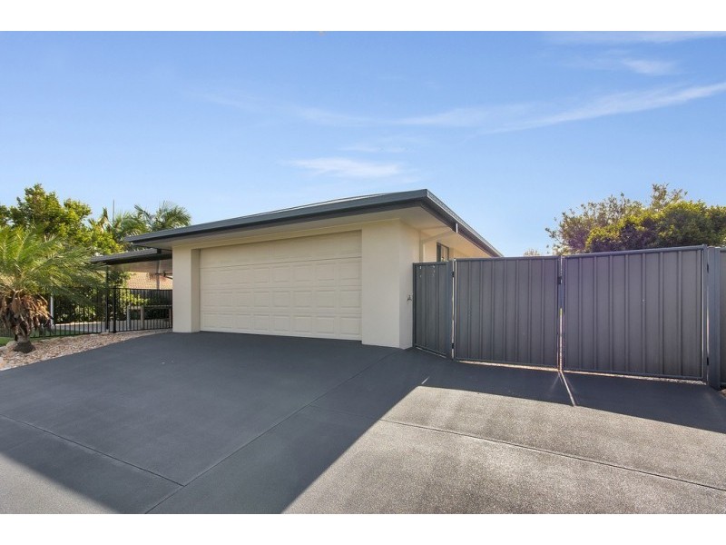 32 Lakeview Drive, Deebing Heights QLD 4306