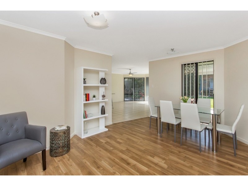 32 Lakeview Drive, Deebing Heights QLD 4306