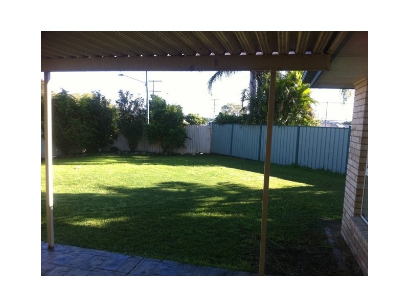 11 Challenger Avenue, Flinders View QLD 4305