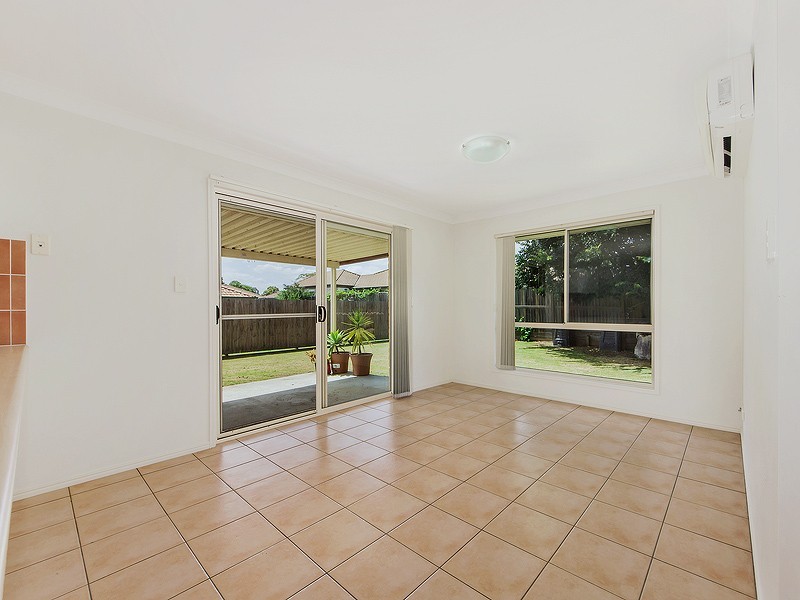 105 Anna Drive, Raceview QLD 4305