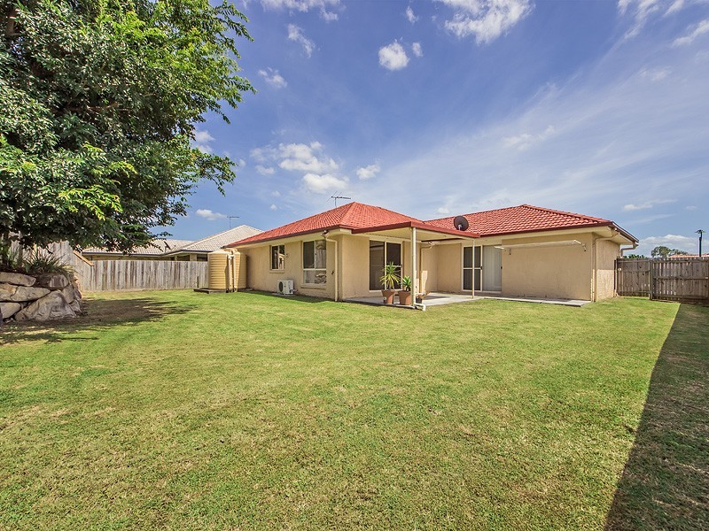 105 Anna Drive, Raceview QLD 4305