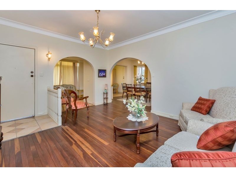 68A Whitehill Road, Eastern Heights QLD 4305