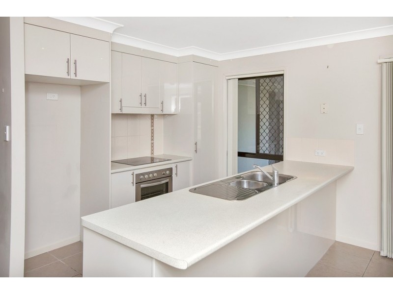 13 Brighton Street, Raceview QLD 4305