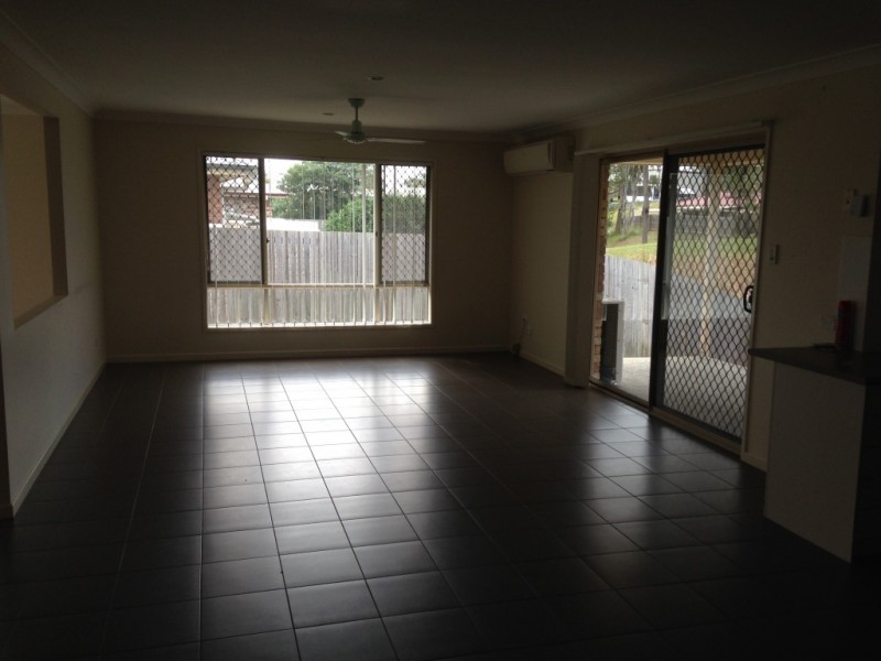 20 Waratah Court, Yamanto QLD 4305