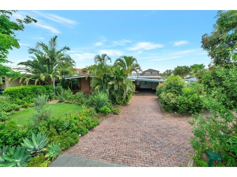35 Edwards Street, Flinders View QLD 4305