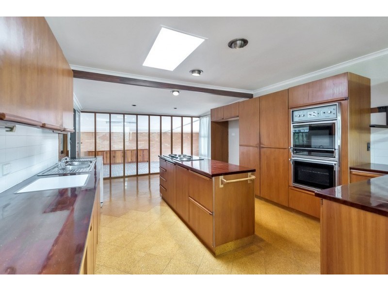 35 Edwards Street, Flinders View QLD 4305