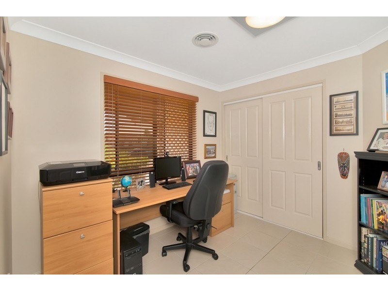 28 Mellor Place, Brassall QLD 4305