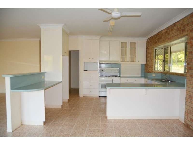 825 Esk-Hampton Road, Redbank Creek QLD 4312