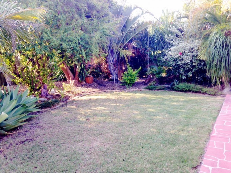 32 Cowley Drive, Flinders View QLD 4305