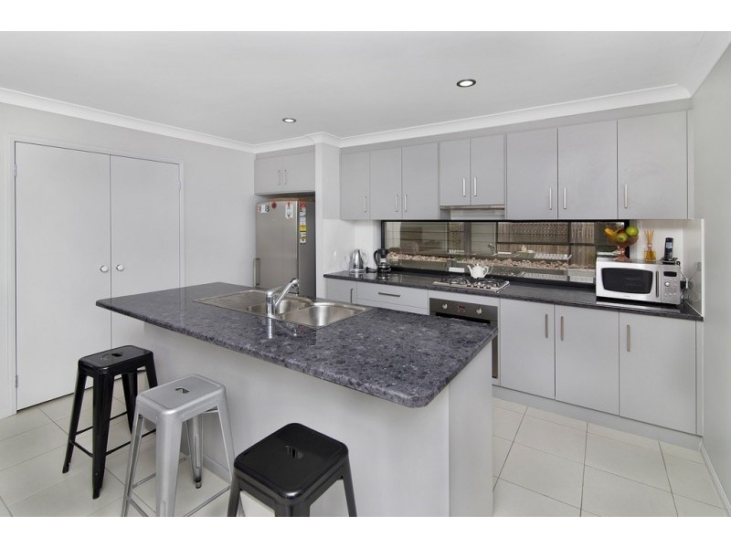 20 Currawong Street, Deebing Heights QLD 4306
