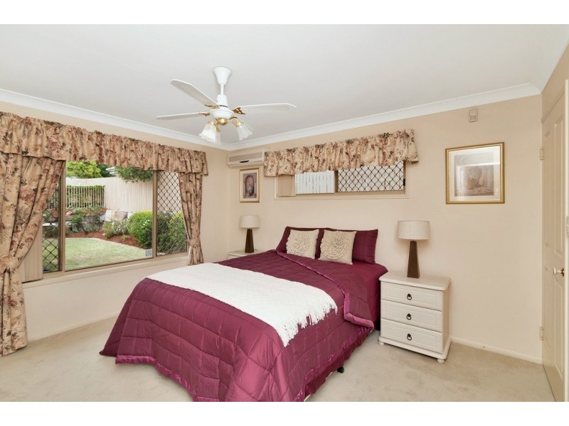 21 Magnolia Place, Flinders View QLD 4305