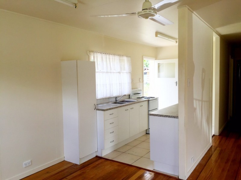 1 Churchill Street, Churchill QLD 4305