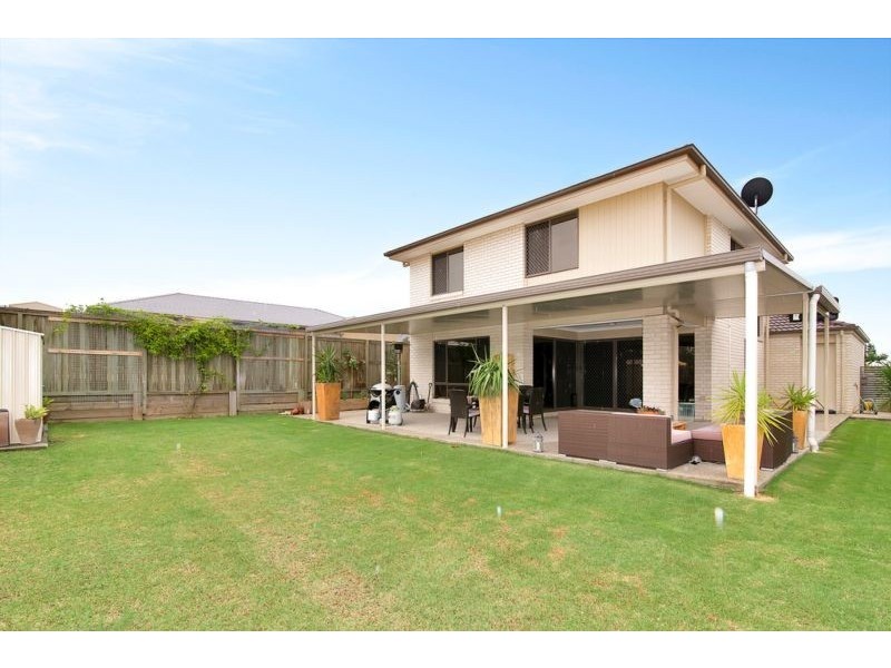 1 Azure Court, Deebing Heights QLD 4306