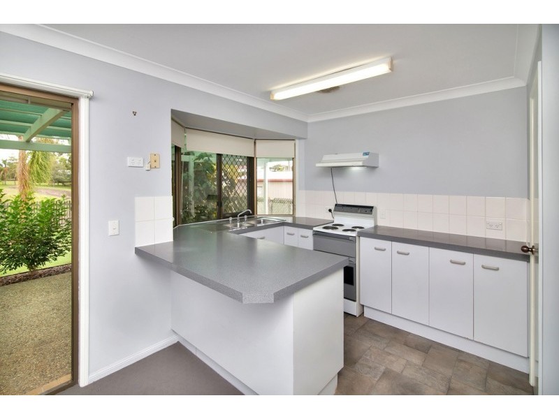 8 Leysdown Court, Yamanto QLD 4305