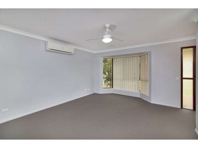 8 Leysdown Court, Yamanto QLD 4305