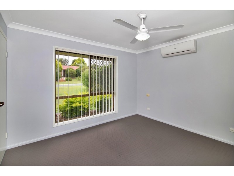 8 Leysdown Court, Yamanto QLD 4305