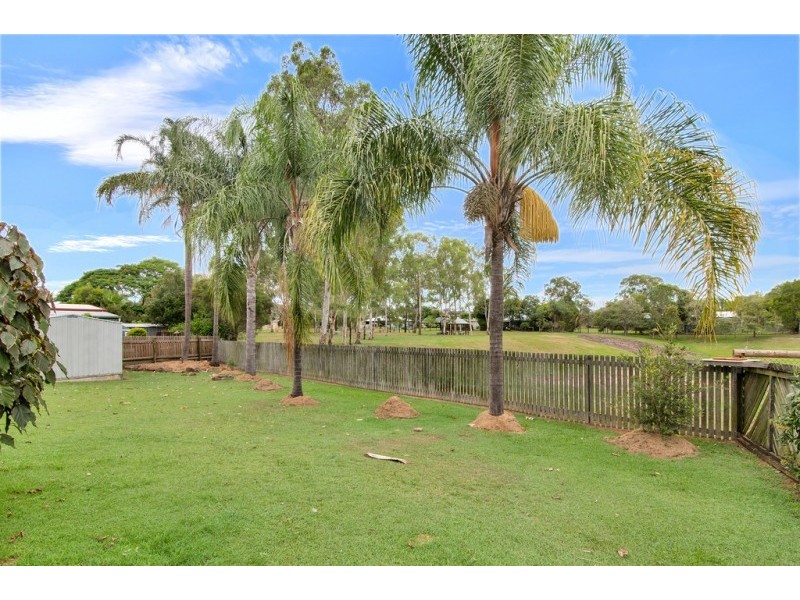 8 Leysdown Court, Yamanto QLD 4305