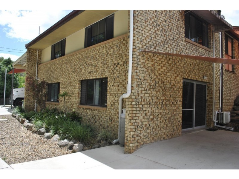 76 Simmons Road, North Ipswich QLD 4305