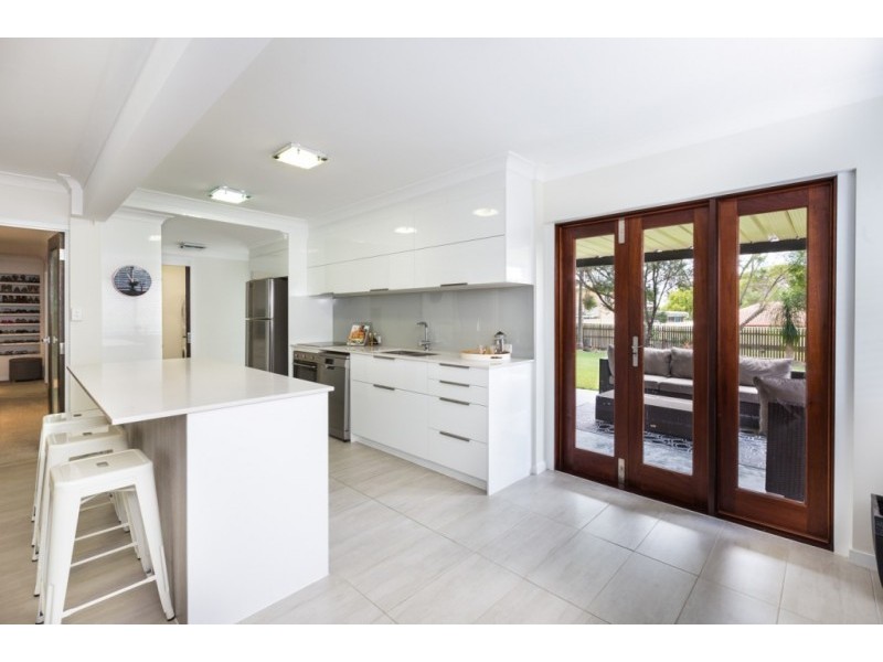 3 Lance Drive, Flinders View QLD 4305
