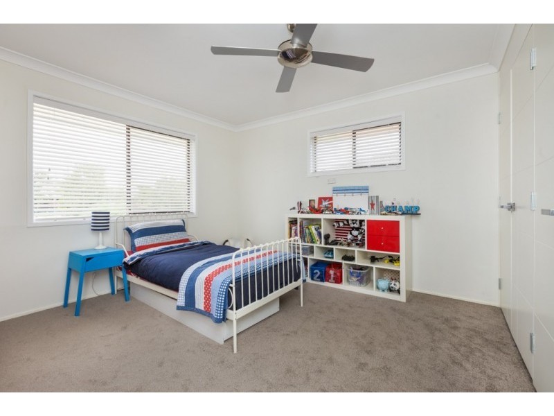 3 Lance Drive, Flinders View QLD 4305