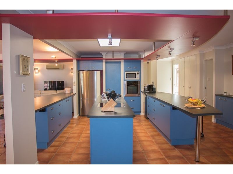 7 Equestrian Drive, Yamanto QLD 4305