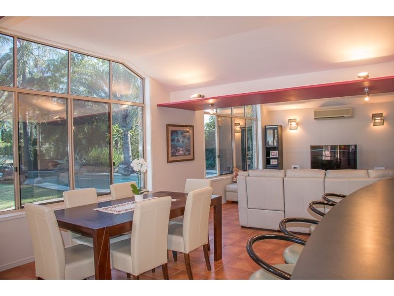 7 Equestrian Drive, Yamanto QLD 4305