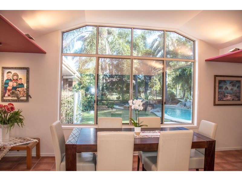 7 Equestrian Drive, Yamanto QLD 4305