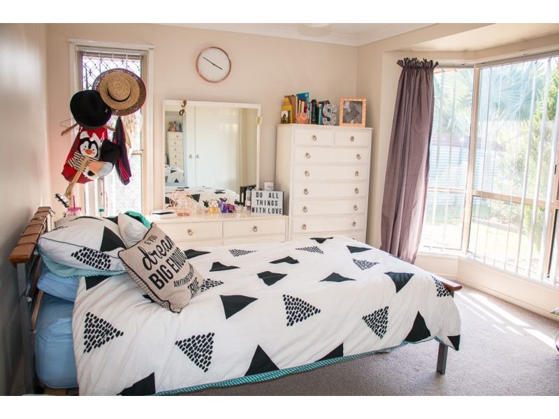 7 Equestrian Drive, Yamanto QLD 4305